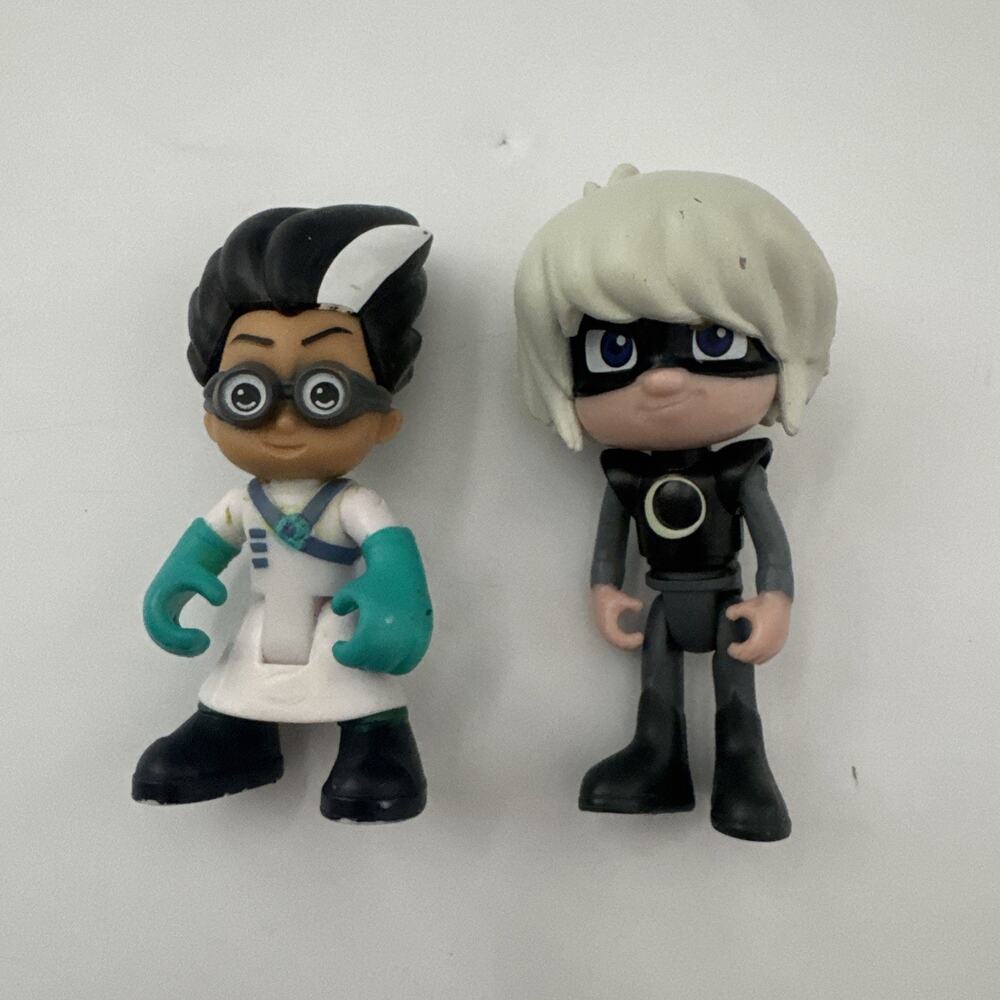 PJ MASKS FIGURES 3.5" Lot of 2 Luna Girl and Romeo Toys Accessories